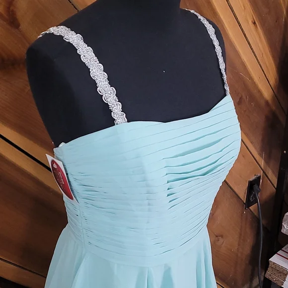 NEW! Allure Prom / Formal Mint Long Dress - Picture 2 of 9